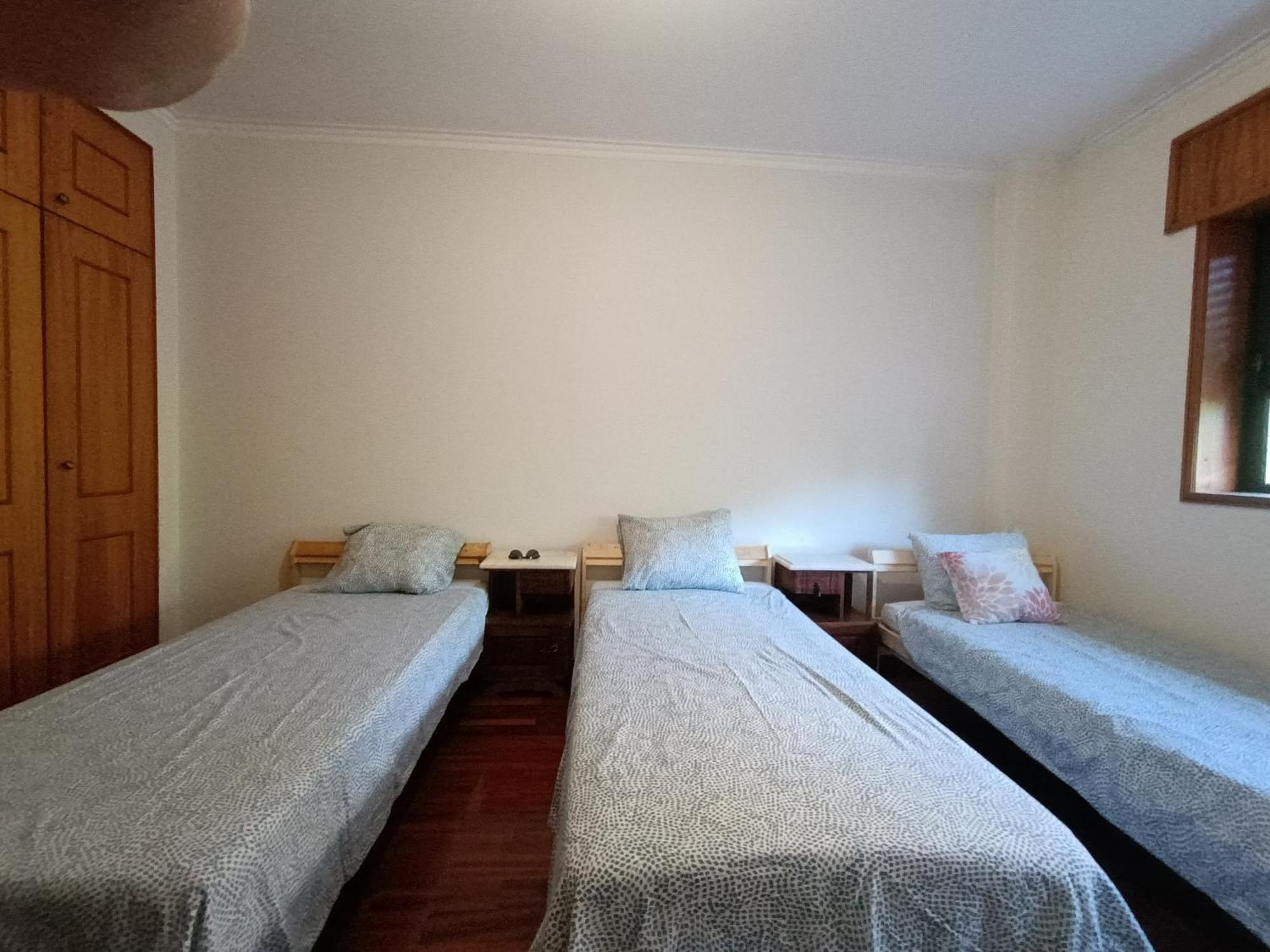 Camaratas De Camas Partilhadas Barcelos Esterno foto
